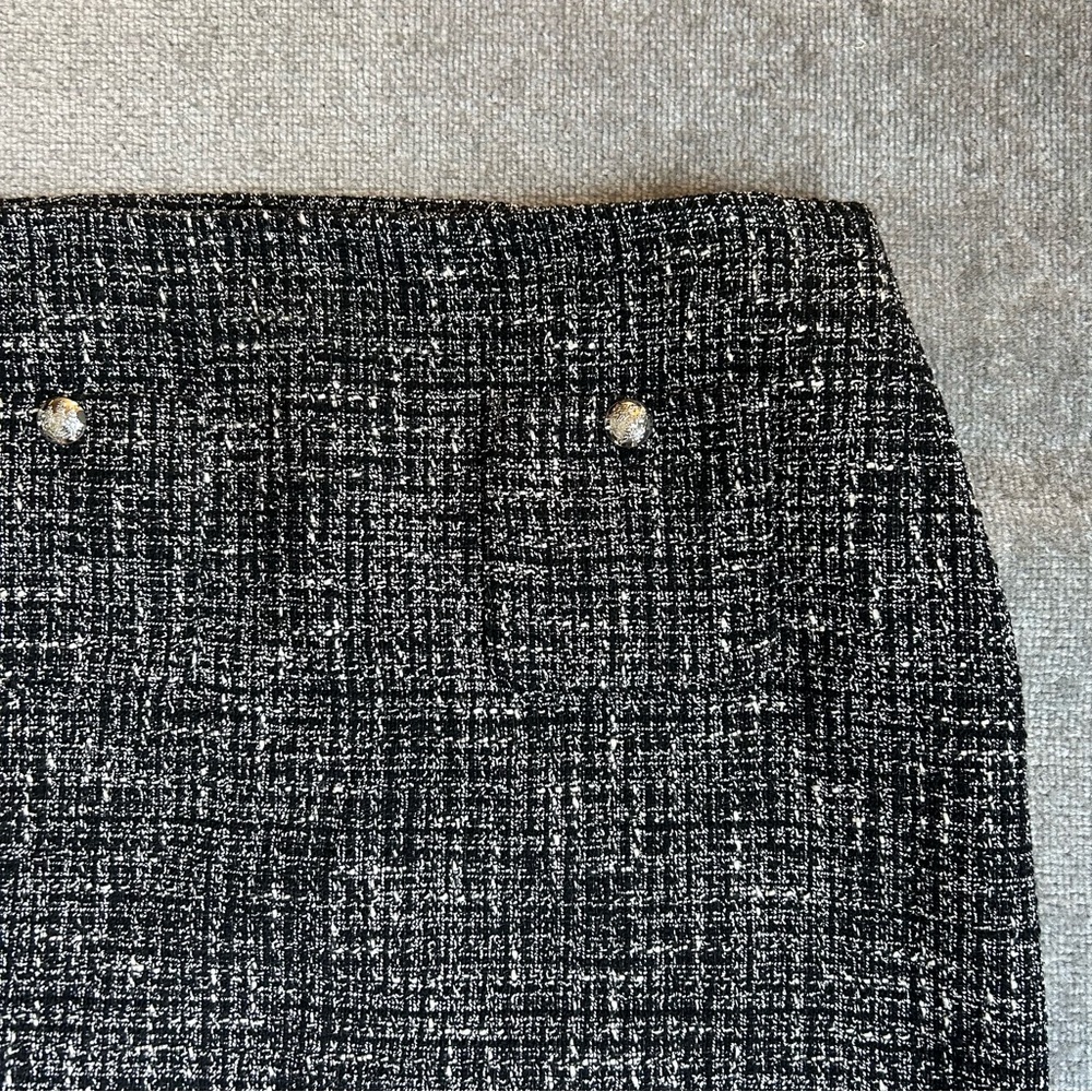 Lauren Ralph Lauren Women’s Black and White Bouclé Pencil Miniskirt, Size 18W - Picture 6 of 16